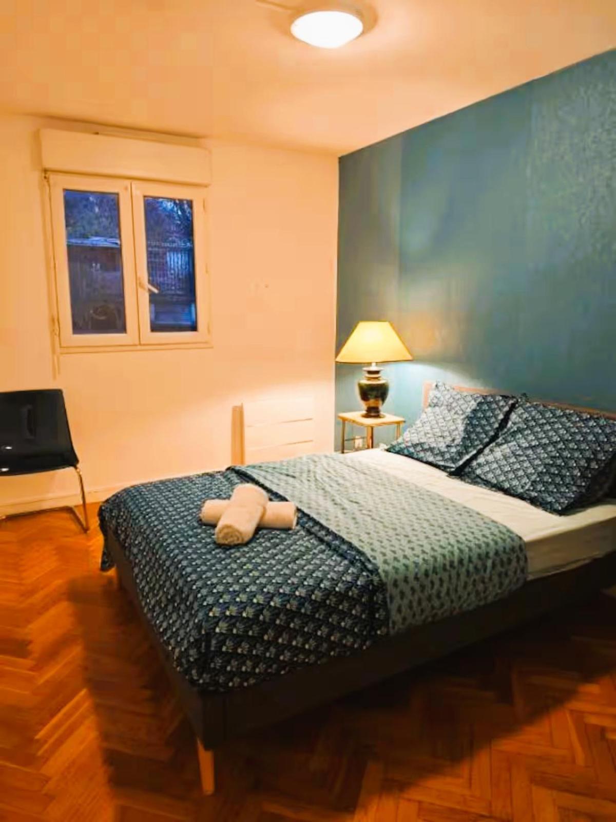 Mini-Studio Avec Kitchenette Ou Chambre Confort Avec Frigo Et Tv - Parking En Option Sur Resa ! ชาวิลล์ ภายนอก รูปภาพ